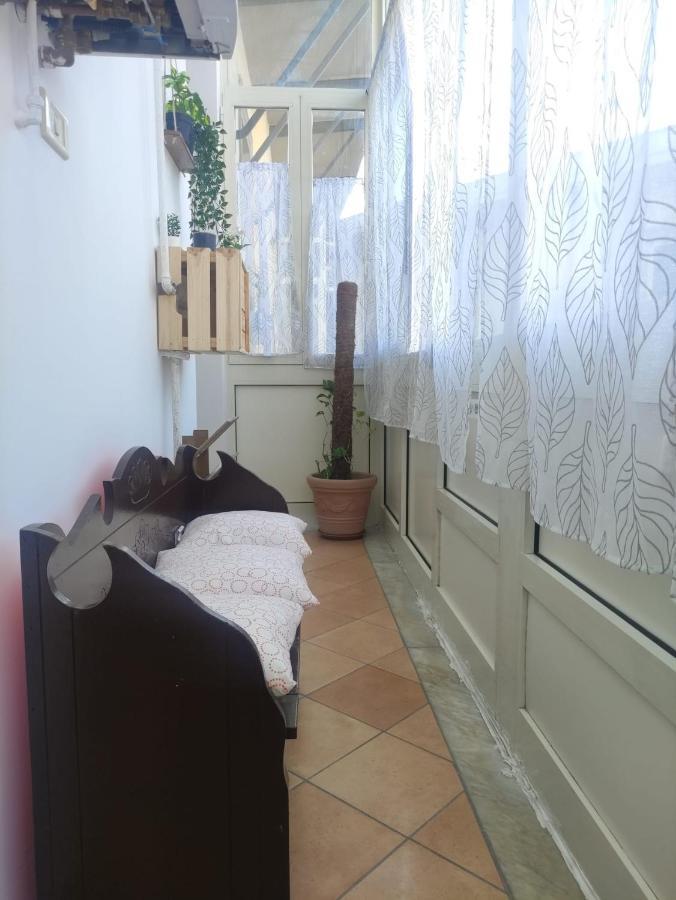 A Casa Justa Holiday House City Center Διαμέρισμα Νάπολη Εξωτερικό φωτογραφία